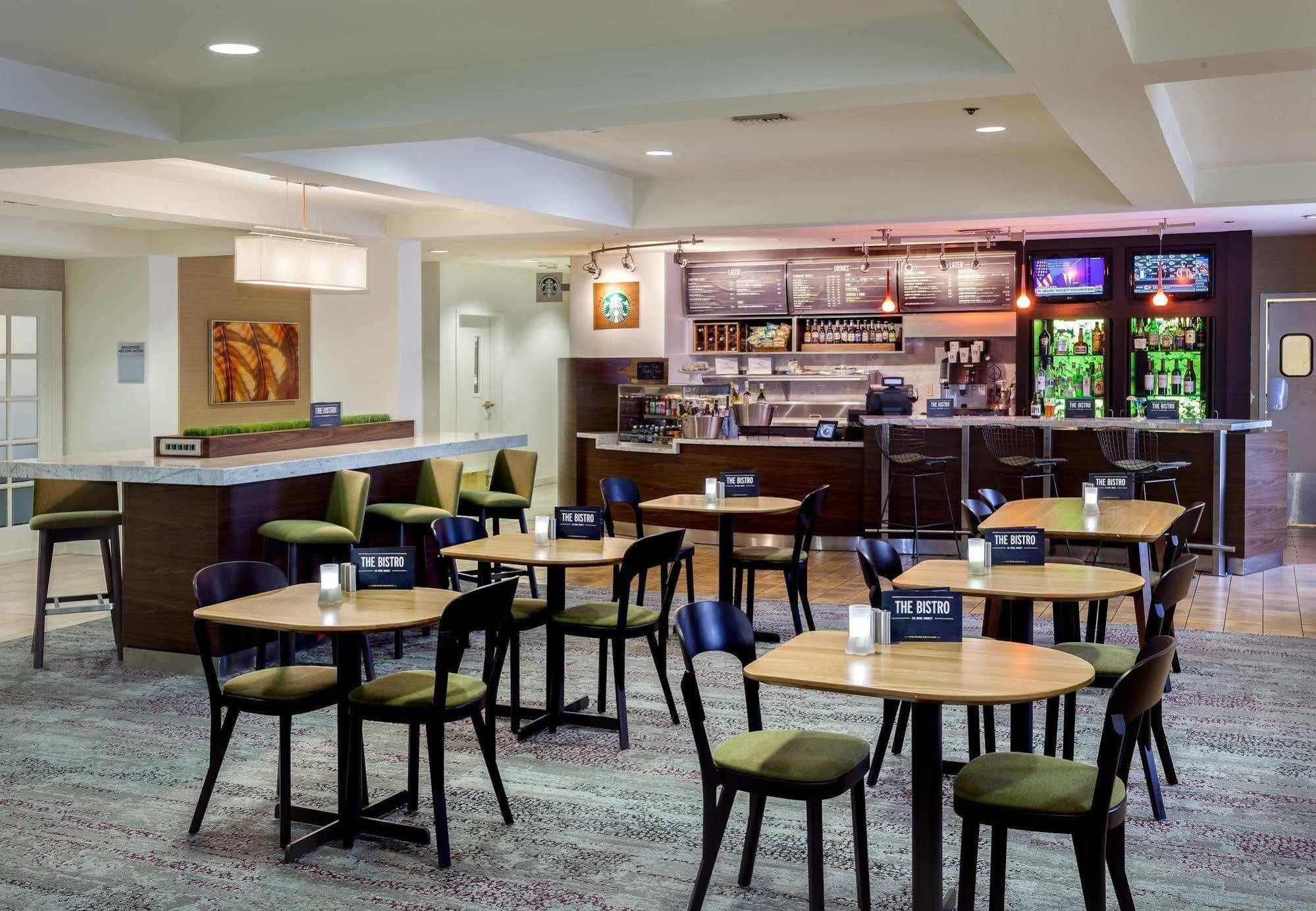 Courtyard By Marriott Stockton Hotel Exterior foto